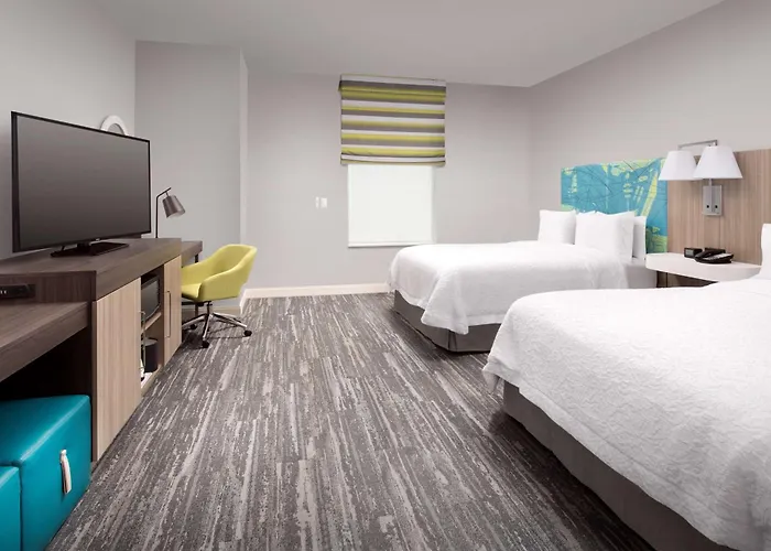 Hampton Inn Miami Airport East