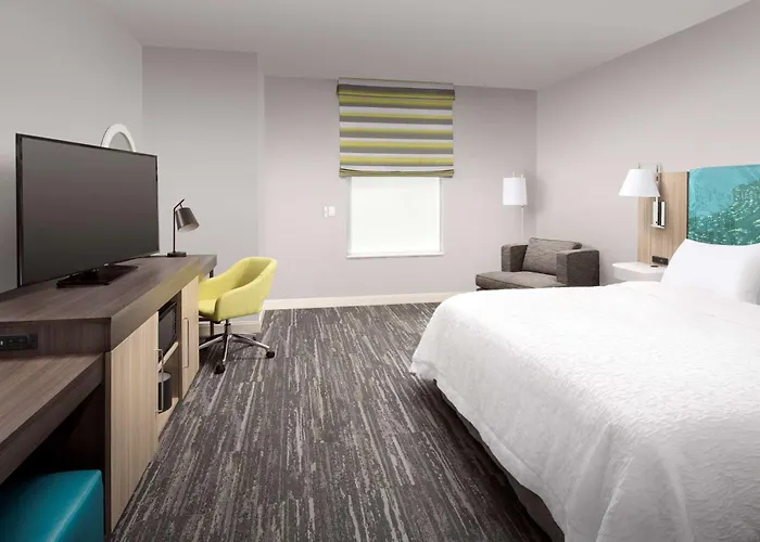 Hampton Inn Miami Airport East