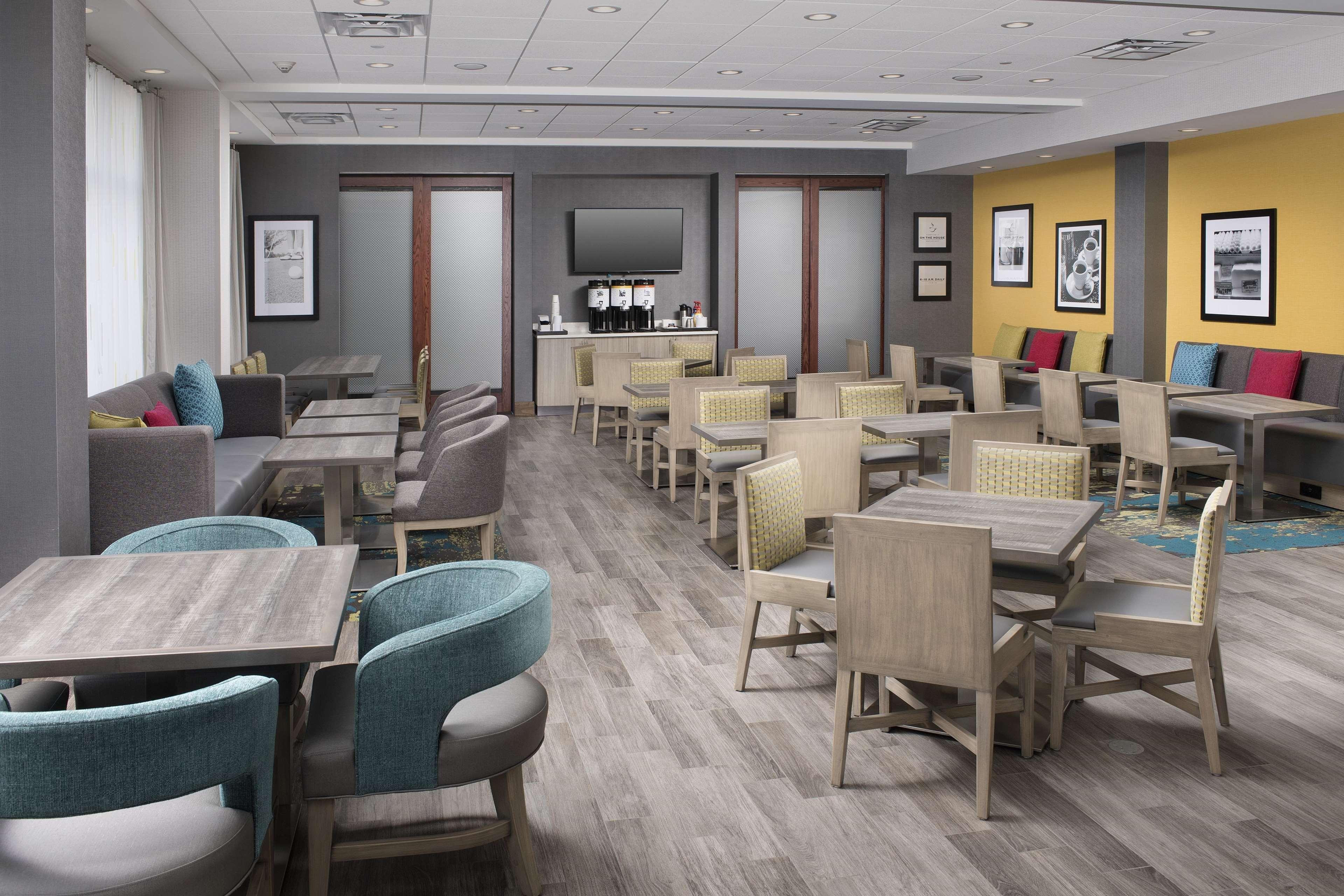 Hampton Miami Airport East Hotel 3*