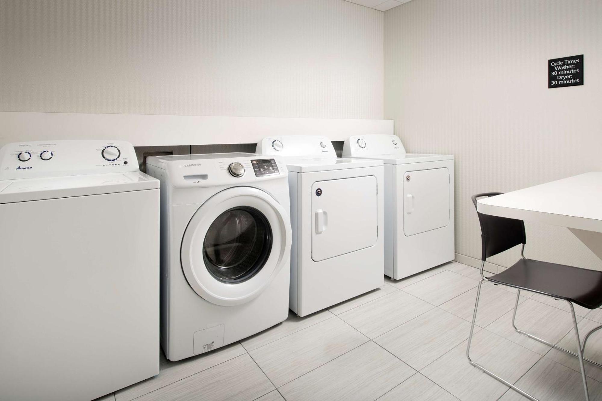 Hampton Miami Airport East Hotel 3*